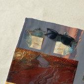 Serviette De Plage Surreal Floating Cubes And Spheres (En situation)