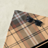 Serviette De Plage Tartan beige et Brown (En situation)