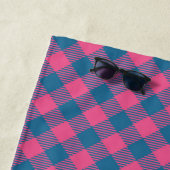 Serviette De Plage Tartan Rose Et Bleu (En situation)