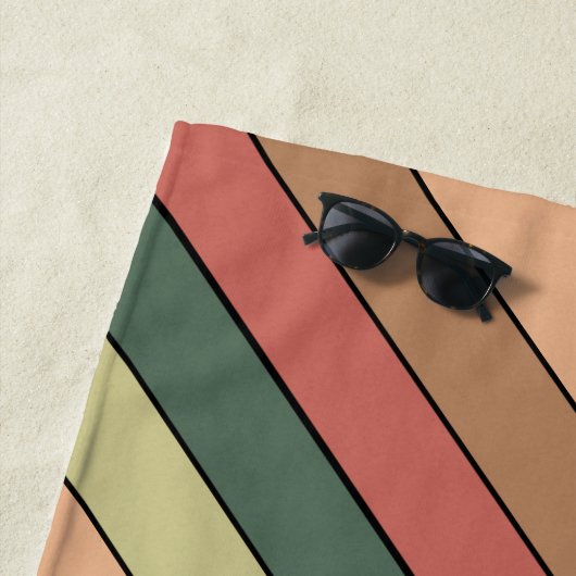 Serviette De Plage Terracotta Brown Vert Noir sur papier aquarelle (En situation)