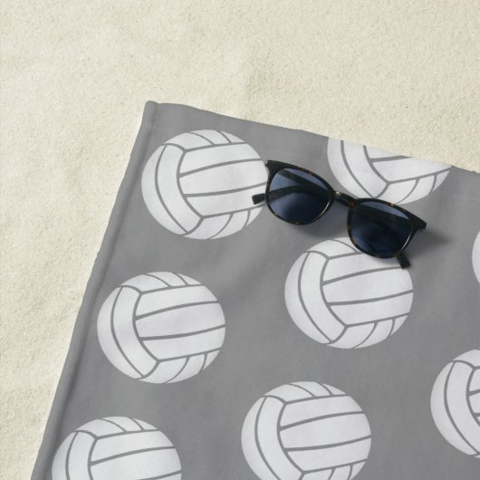 Serviette De Plage terrain de beach volley heureux lieu monogrammed (En situation)