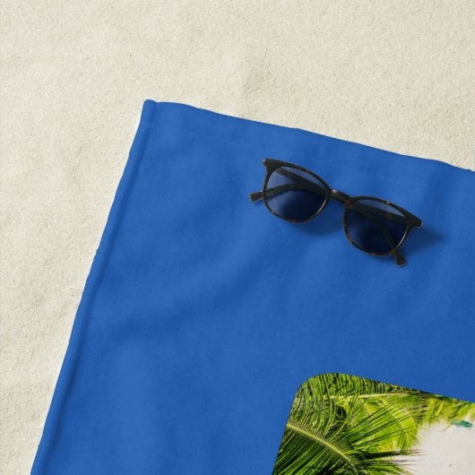 Serviette De Plage Texte et couleur personnalisés BEACH (En situation)