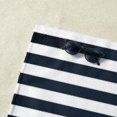 Serviette De Plage Thème Nautique Nom de Bateau Rayure Bleu Marine (En situation)