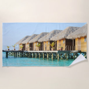 Serviette De Plage Tiki Cabanes sur une jetée aux toits de chaume