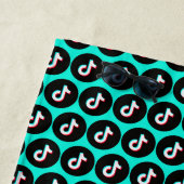 Serviette de plage TikTok (En situation)