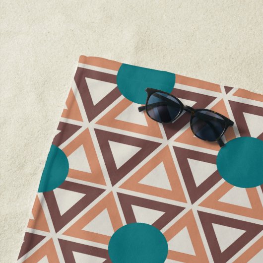 Serviette De Plage Triangle de surface composée (En situation)