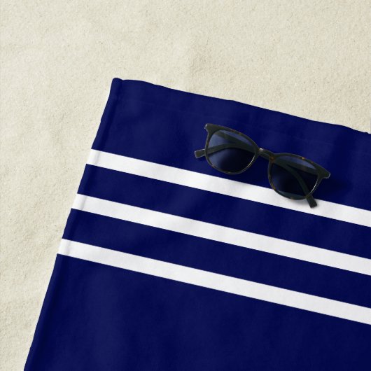 Serviette De Plage Trois bandes pour équipage - Ajouter un nom ou un  (En situation)