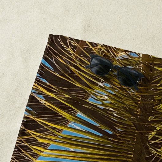 Serviette De Plage "Tropical Escape Beach Towel - Palm Tree Feuilles (En situation)