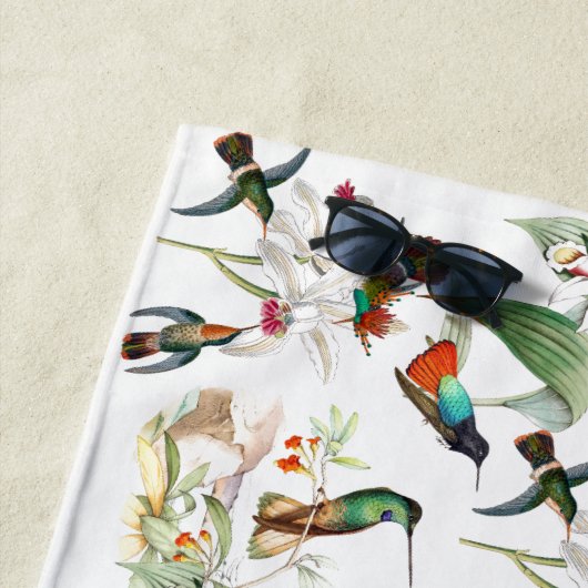 Serviette de plage tropicale de fleurs d'oiseaux (En situation)