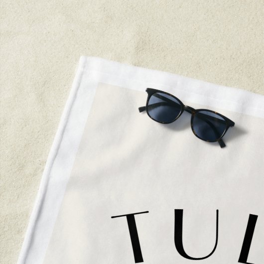 Serviette de plage Tulum Léopard Tropicale pour En (En situation)