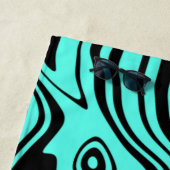 Serviette de plage turquoise à rayures noires - Ch (En situation)