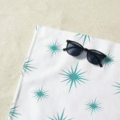 Serviette De Plage Turquoise Bleu Starburst Motif du milieu du siècle (En situation)