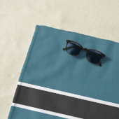 Serviette De Plage Turquoise Monogramme Nom Initiale Amoureux de la P (En situation)