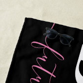 Serviette De Plage Typography Future Mrs. Name Bride Pink Black (En situation)
