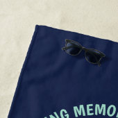 Serviette De Plage Vacances familiales personnalisées Retro Tropical  (En situation)