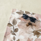 Serviette De Plage Vacheresse Brun Rose Fleurie du Sud-Ouest (En situation)