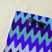 Serviette De Plage Vagues de Deep Sea Blue Beach (En situation)