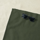 Serviette De Plage Vert de fusil uni (En situation)