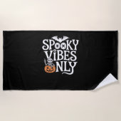Serviette De Plage Vibes éffrayantes uniquement Halloween Sloth T-Shi (Devant)