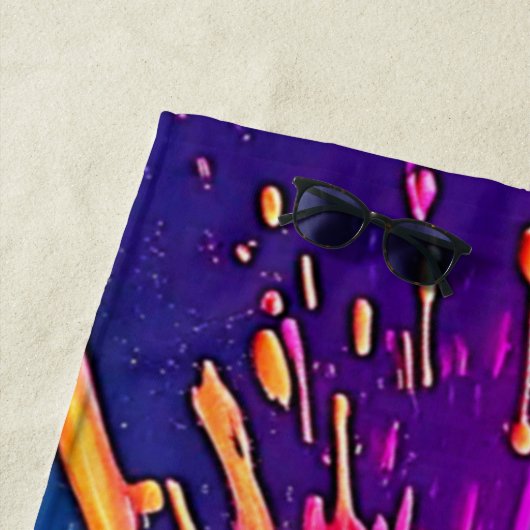 Serviette De Plage Vibrant Paint Burst Design (En situation)