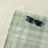 Serviette De Plage Vichy vert sauge clair (En situation)