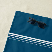 Serviette De Plage Vie de plage personnalisable bleu marine (En situation)