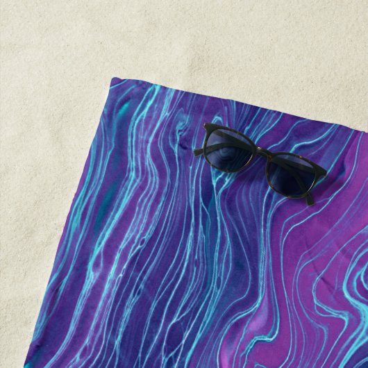 Serviette De Plage Violet Violet Bleu Marbré Acrylique Abstraction (En situation)