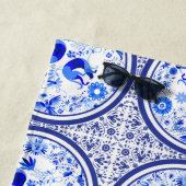 Serviette De Plage Weimaraners, Rabbits and Birds Otomi Blue & White (En situation)