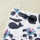 Serviette De Plage Whimsical Bohemian Panda Motif Nom personnalisé (En situation)