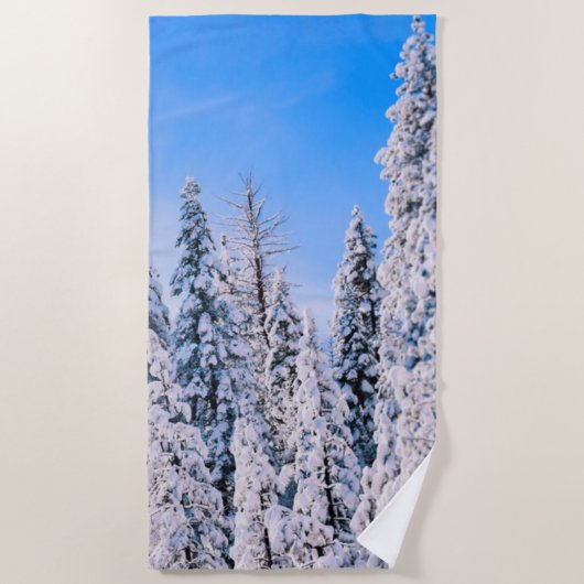 Serviette De Plage Wonderland Pine Trees en Neige (Devant)