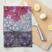 Serviette de thé florale bleue par KCS (Quart Plié)