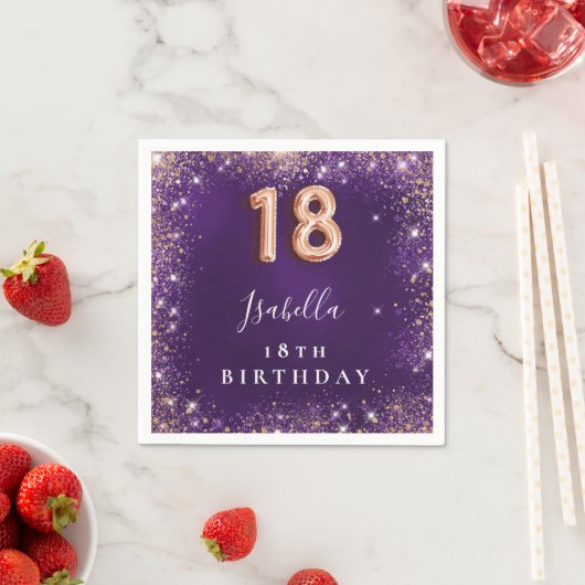 Serviette En Papier 18e anniversaire violet rose or pétillant nom (En situation)