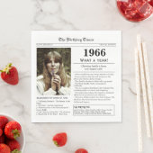 Serviette En Papier 1966 Newspaper Birthday card (En situation)
