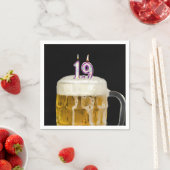 Serviette En Papier 19e anniversaire Bière sur noir (En situation)