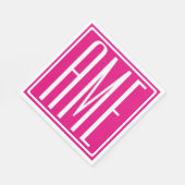 Serviette En Papier 3 Initiales Monogramme | Blanc sur rose chaud (Coin)