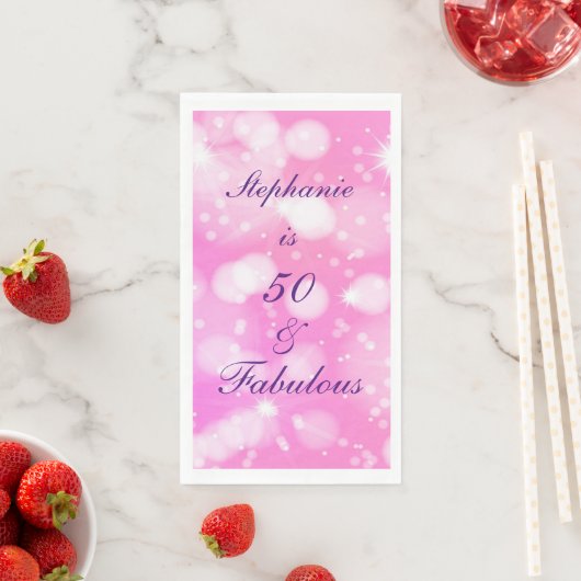 Serviette En Papier 50 Et Fabuleux Anniversaire rose violet Parties sc (En situation)