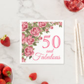 Serviette En Papier 50 et fabuleux rose floral | 50e fête d'anniversai (En situation)