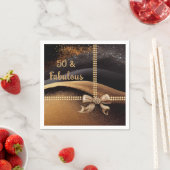 Serviette En Papier 50 & Fabulous Photo Gold Black Bow 50th (En situation)