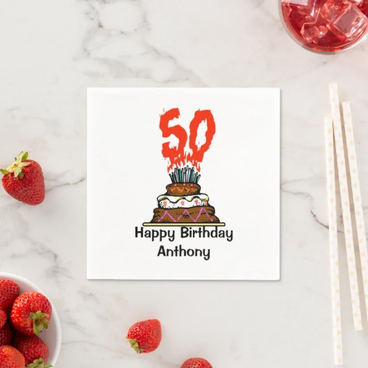 Serviette En Papier 50e fête d'anniversaire gâteau en feu (En situation)