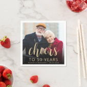 Serviette En Papier 50th Anniversary Party Photo Cheers Gold Script (En situation)