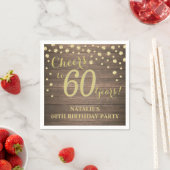 Serviette En Papier 60e fête d'anniversaire Rustic Wood et Gold Diamon (En situation)