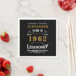 Serviette En Papier 60th Birthday Ajouter le nom 1962 Vintage Black Go<br><div class="desc">Un design personnalisé classique de serviette en papier pour cette fête d'anniversaire. Ajoutez le nom à ce design vintage de style rétro noir, blanc et or pour un cadeau d'anniversaire personnalisé. Modifiez facilement le nom et l'année avec le modèle fourni. Un merveilleux cadeau d'anniversaire bleu personnalisé. Plus de cadeaux et...</div>