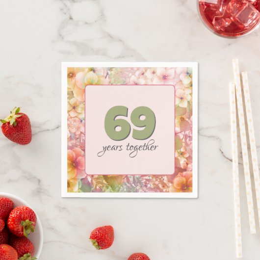 Serviette En Papier 69e anniversaire Cosmos Floral Garden (En situation)