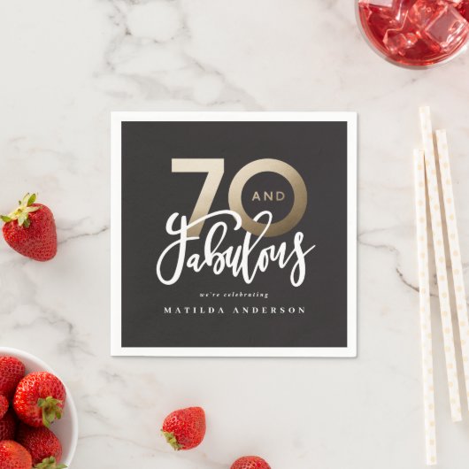 Serviette En Papier 70e anniversaire en faisant 70 look bon moderne (En situation)