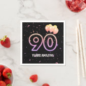 Serviette En Papier 90e anniversaire Balloons et Confetti (En situation)