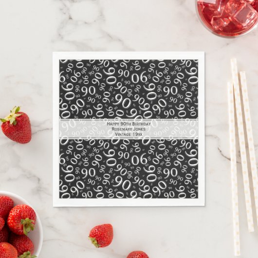 Serviette En Papier 90e anniversaire Cool Numéro Motif noir/blanc (En situation)