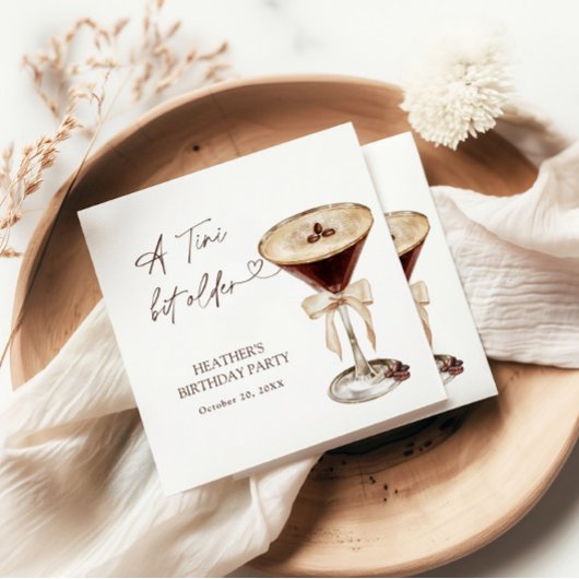 Serviette En Papier A Tini Bit Older Birthday Party Welcome Sign