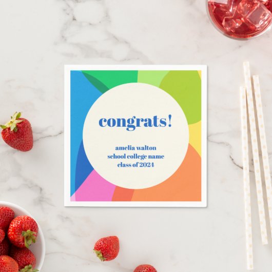 Serviette En Papier Abstrait Rainbow Custom Graduation Félicitations (En situation)