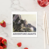 Serviette En Papier Adventure Awaits. Fantasy landscape (En situation)