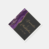 Serviette En Papier Agate Purple Gold Script Mariage foncé (Coin)